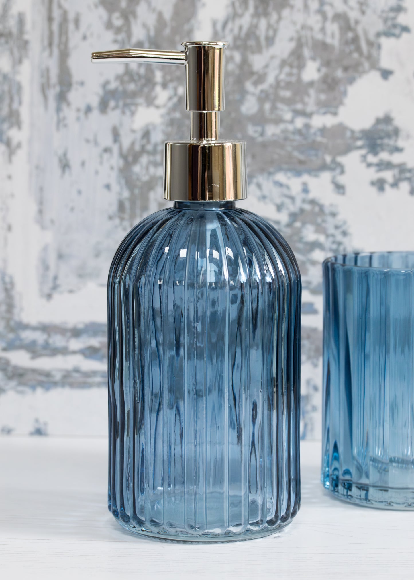 Soap Dispenser in Ridged Glass - Blue