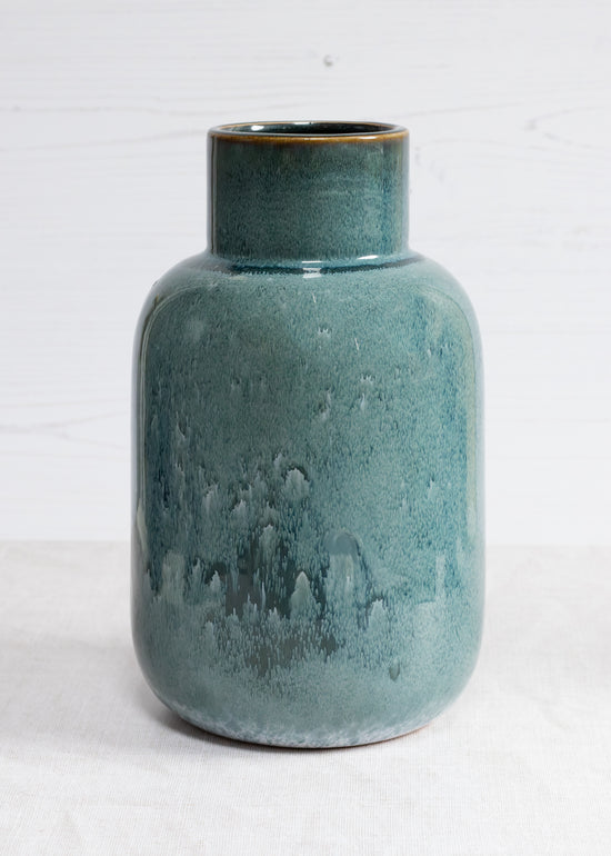 Load image into Gallery viewer, Storm Reactive Glaze Vase

